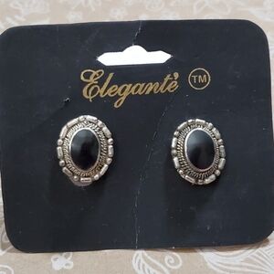 Elegante' Vintage Clip Earrings**Black Ovals Filigree In Silver**NOS**Style 3021